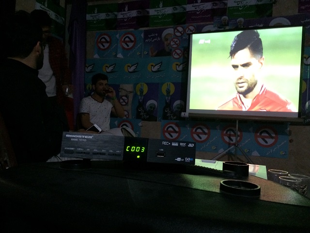 یزدفردا - محمد حسین تقوایی زحمتکش - گزارش تصویری فوتبال به طعم جوانی در ستاد جوانان حزب اتحاد ملت ایران اسلامی منطقه یزد یزدفردا - محمد حسین تقوایی زحمتکش - گزارش تصویری فوتبال به طعم جوانی در ستاد جوانان حزب اتحاد ملت ایران اسلامی منطقه یزد