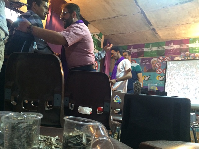 یزدفردا - محمد حسین تقوایی زحمتکش - گزارش تصویری فوتبال به طعم جوانی در ستاد جوانان حزب اتحاد ملت ایران اسلامی منطقه یزد یزدفردا - محمد حسین تقوایی زحمتکش - گزارش تصویری فوتبال به طعم جوانی در ستاد جوانان حزب اتحاد ملت ایران اسلامی منطقه یزد