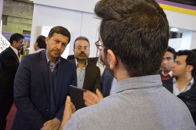 یزدفردا محمد حسین تقوایی زحمتکش -کامیتکس دوازدهم گزارش اختصاصی دوازدهمین نمایشگاه فناوری اطلاعات استان یزد:بازدید شهردار یزد (4) یزدفردا محمد حسین تقوایی زحمتکش -کامیتکس دوازدهم گزارش اختصاصی دوازدهمین نمایشگاه فناوری اطلاعات استان یزد:بازدید شهردار یزد (4)