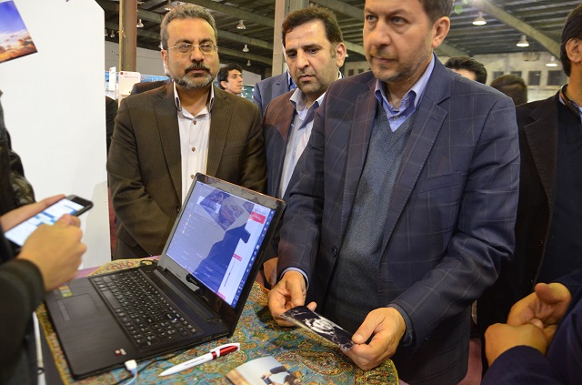 یزدفردا محمد حسین تقوایی زحمتکش -کامیتکس دوازدهم گزارش اختصاصی دوازدهمین نمایشگاه فناوری اطلاعات استان یزد:بازدید شهردار یزد (4) یزدفردا محمد حسین تقوایی زحمتکش -کامیتکس دوازدهم گزارش اختصاصی دوازدهمین نمایشگاه فناوری اطلاعات استان یزد:بازدید شهردار یزد (4)