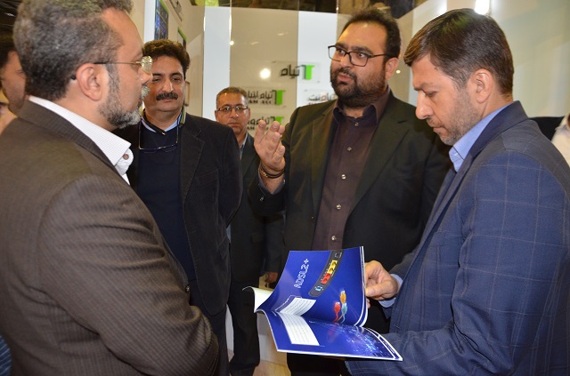 یزدفردا محمد حسین تقوایی زحمتکش -کامیتکس دوازدهم گزارش اختصاصی دوازدهمین نمایشگاه فناوری اطلاعات استان یزد:بازدید شهردار یزد (4) یزدفردا محمد حسین تقوایی زحمتکش -کامیتکس دوازدهم گزارش اختصاصی دوازدهمین نمایشگاه فناوری اطلاعات استان یزد:بازدید شهردار یزد (4)