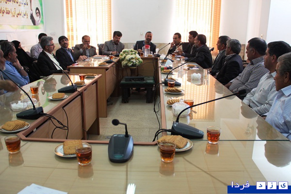 گزارش و گزارش تصویری:ديدار فرماندار تقت در محل بخشداري گاريزات و كهدوئيه با اعضای شوراها منطقه