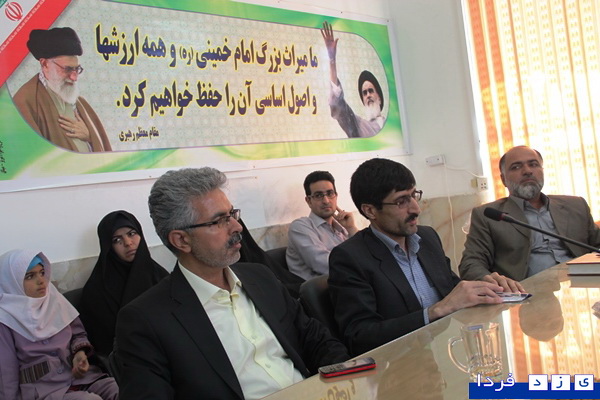 گزارش و گزارش تصویری:ديدار فرماندار تقت در محل بخشداري گاريزات و كهدوئيه با اعضای شوراها منطقه