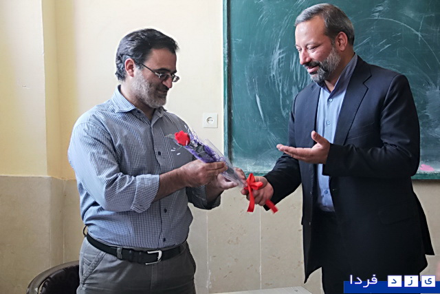 گزارش تصویری تجلیل فرماندار تفت از معلمین و دست اندکاران عرصه آموزش و پرورش تفت