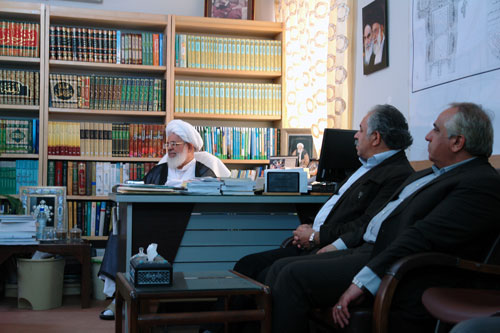 http://yazdfarda.com/media/news_gal/file_94786.jpeg