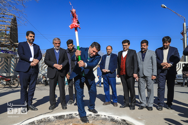 مراسم بهره برداری و آغاز عملیات اجرایی ۴۵ پروژه شهرداری یزد