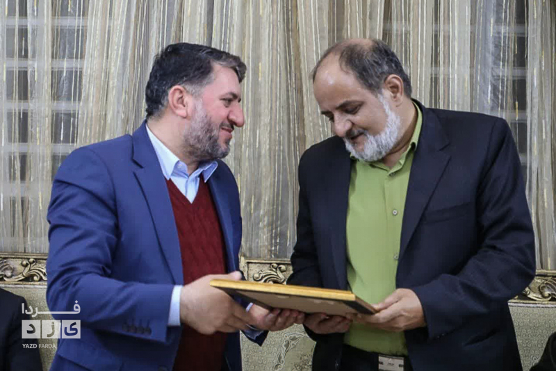 دیدار استاندار یزد با « حسین جلالی » سردبیر پایگاه خبری یزدفردا