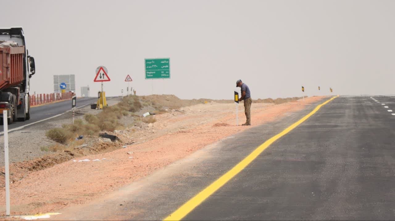 ۱۰ کیلومتر از باند دوم جاده یزد ـ طبس زیر بار ترافیک رفت