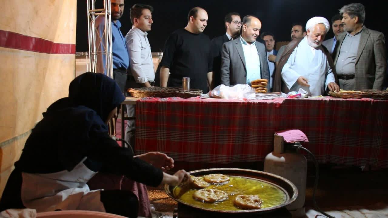 برپایی جشنواره نان در میبد برپایی جشنواره نان در میبد