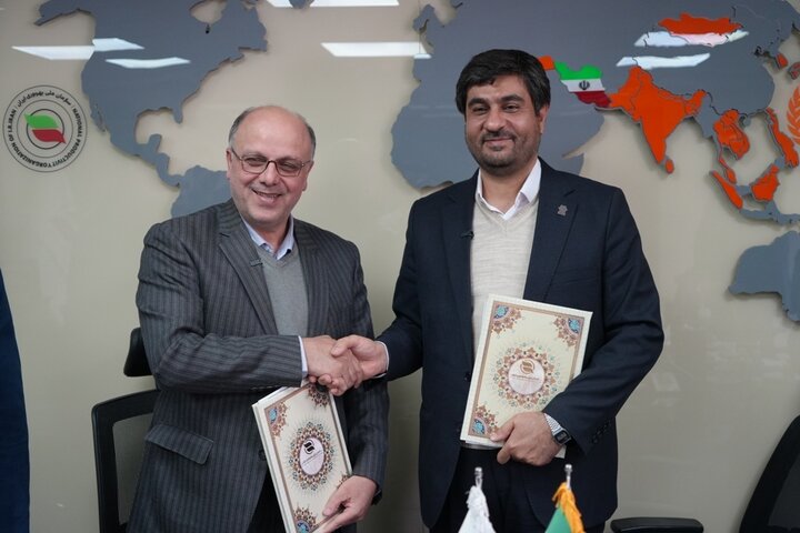 یزد پایلوت بهرهوری کشور شد؛ امضای تفاهمنامه شهرداری با سازمان ملی بهرهوری ایران یزد پایلوت بهرهوری کشور شد؛ امضای تفاهمنامه شهرداری با سازمان ملی بهرهوری ایران