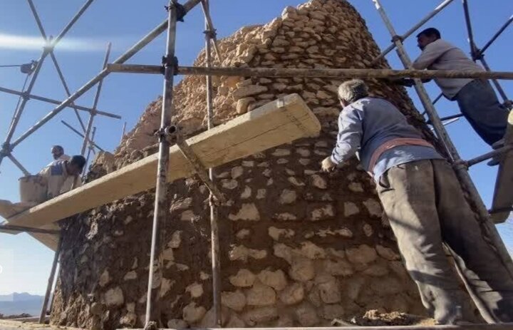 احیای برج سنگی زارکوئیه بهاباد با مشارکت مردمی