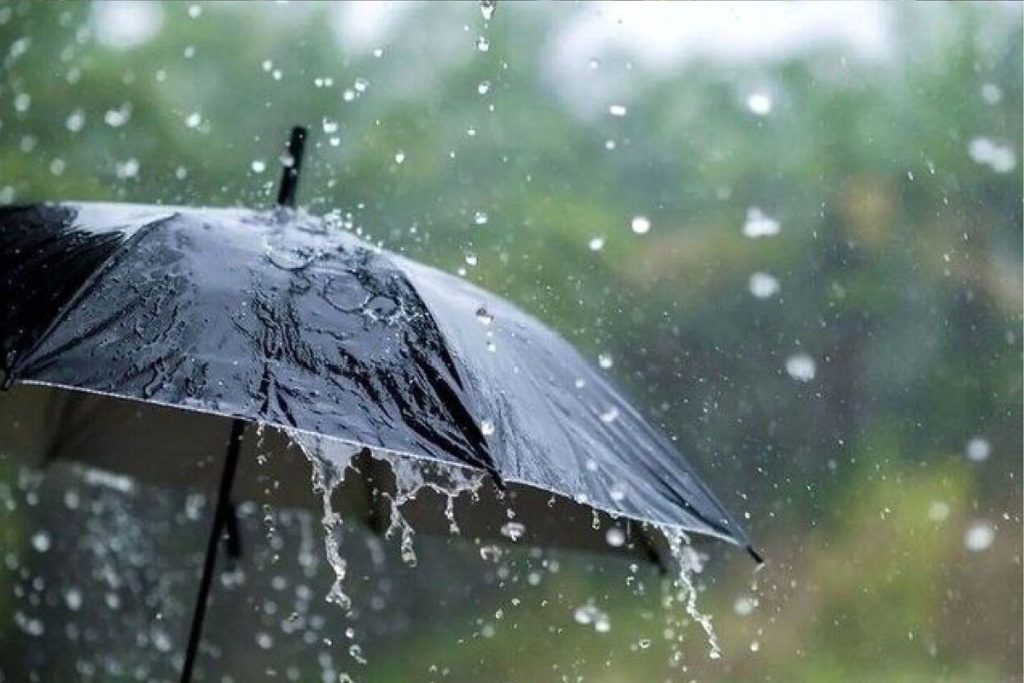 فعالیت سامانه بارشی در یزد؛ بارش برف در ارتفاعات