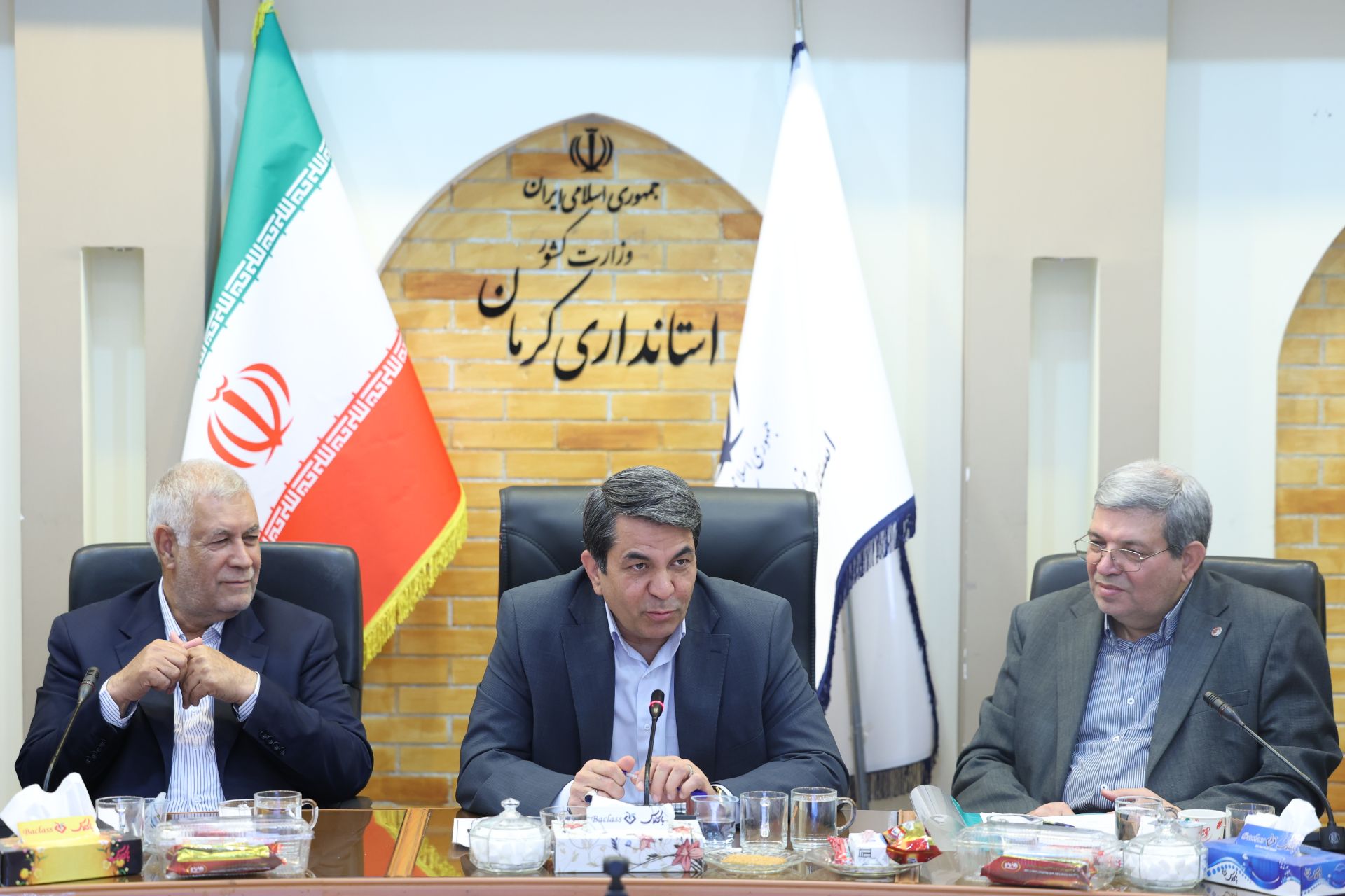 سالمندان را سرمایه اجتماعی فرهنگی و هویتی جامعه می‌دانیم/ لزوم تقویت مراکز روزانه سالمندان در استان