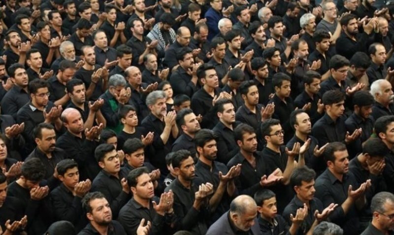 نماز ظهر عاشورا در ۲۰۰ نقطه استان یزد