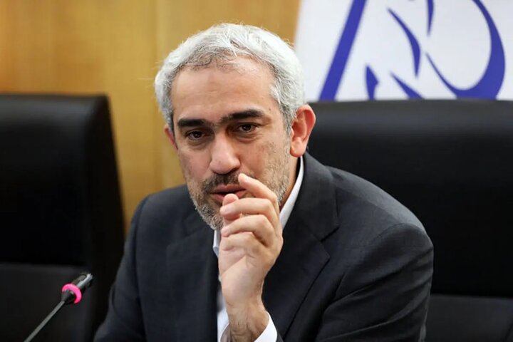 همای سعادت روی دوش بی سندها