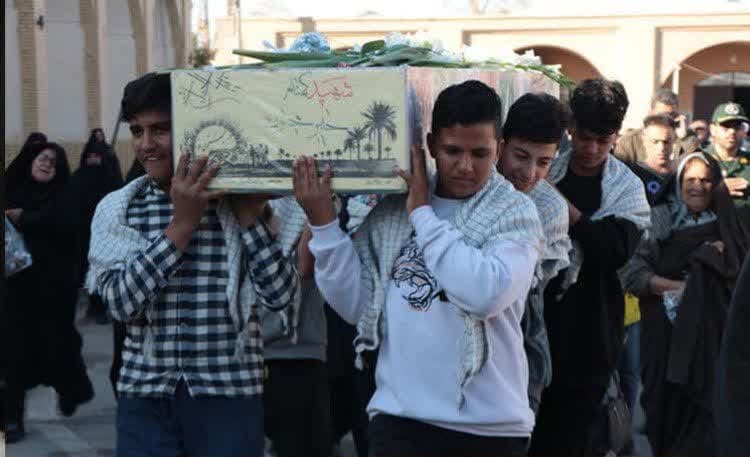 استقبال مردم روستای سریزد مهریز از شهید گمنام