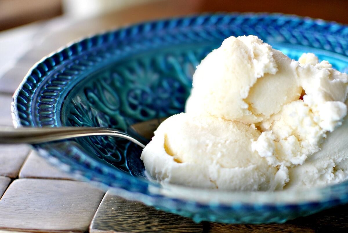 ۷ نکته مهم برای تهیه بستنی ساده خانگی+ طرز تهیه