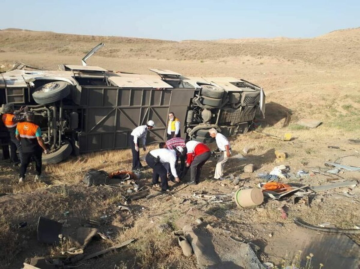 واژگونی مینی‌بوس در جاده سوادکوه ۱۳ مصدوم برجا گذاشت