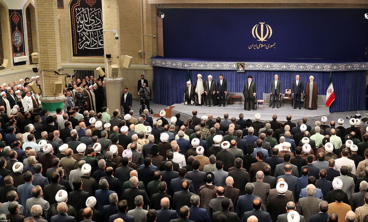 فیلم| اولین سخنان پزشکیان بعد از مراسم تنفیذ