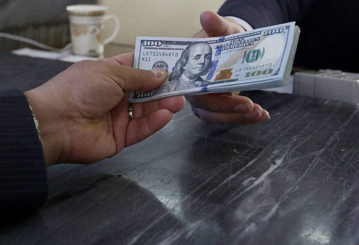 خروج ارز از بازی ریسکها؛ بازگشت نرخ دلار آزاد به کانال ۶۰ هزارتومانی