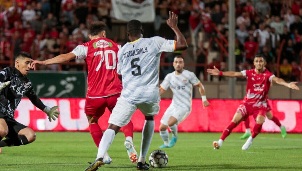 پرسپولیس در چه صورت میتواند بازیکن خارجی جذب کند؟