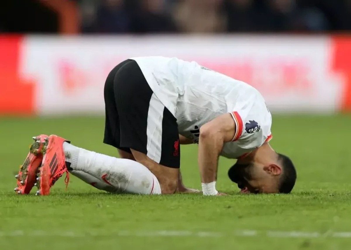 هشدار صلاح به لیورپولیها: باید متواضع باشیم