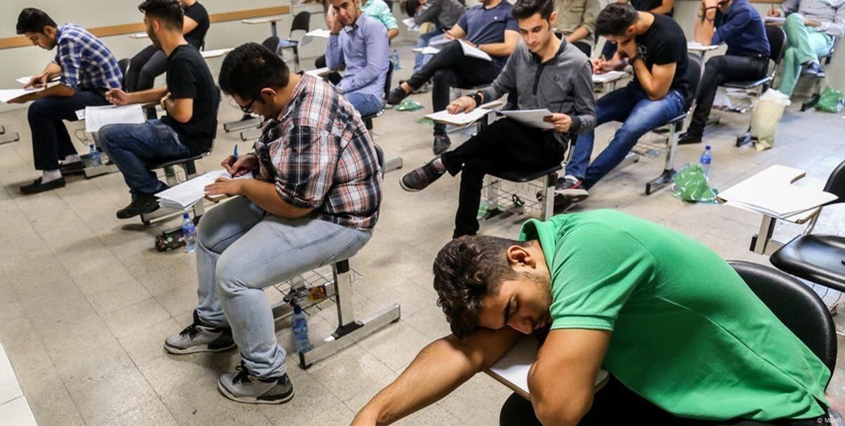 بیرغبتی جوانان ۱۸ تا ۲۴ سال برای تحصیل در دانشگاه