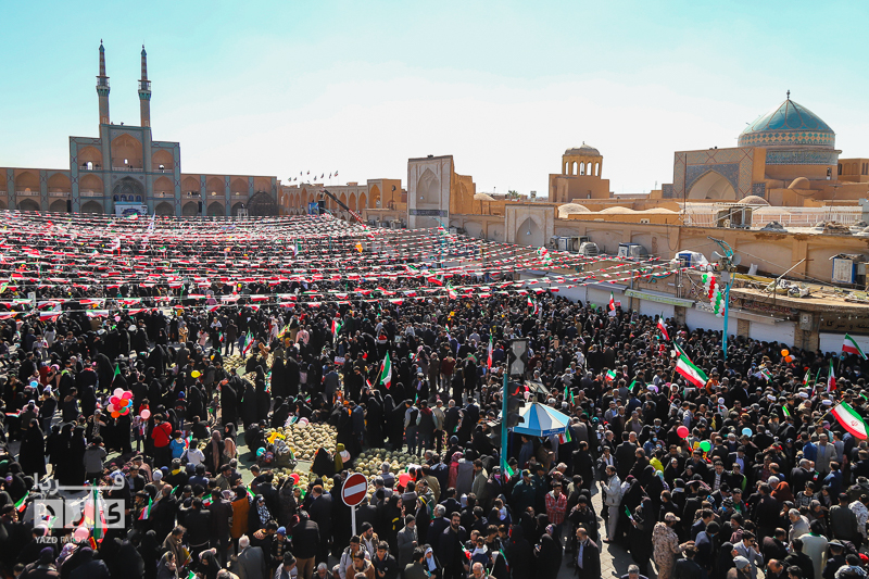 حماسه حضور یزدی ها در راهپیمایی 22 بهمن
