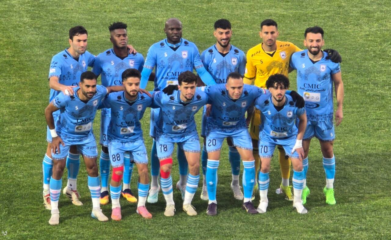 مهمانی چادرملو در انزلی