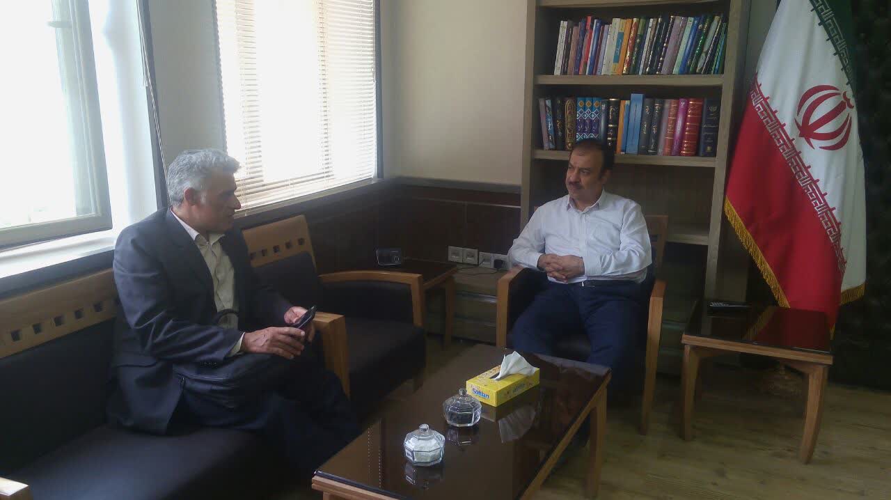 دیدار سرپرست مرکز اسناد و کتابخانه ملی استان یزد با معاون و مدیران کل استانداری یزد