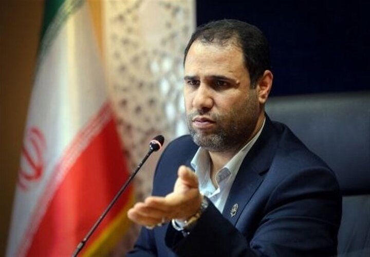واکنش صحرایی به بازتاب سخنانش درباره «تفکیک جنسیتی» کتب درسی/ ۱۰ روز بی‌کیف و کتاب در طول سال