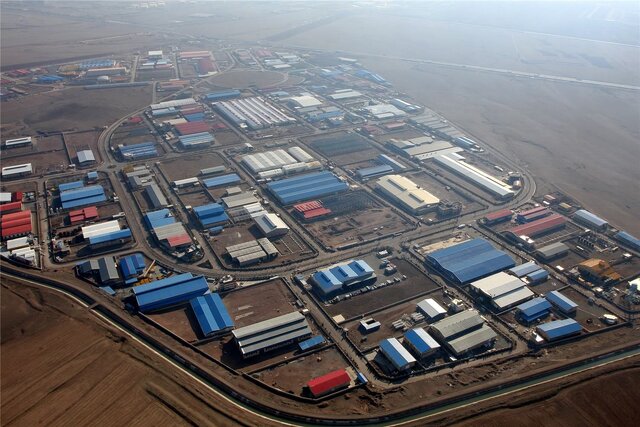 دلالان خرید و فروش غیرقانونی زمین‌های صنعتی در یزد نقره داغ شدند
