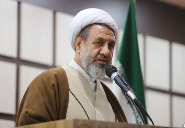 باید نگاههای جناحی را کنار گذاشته و انقلابی حرکت کنیم