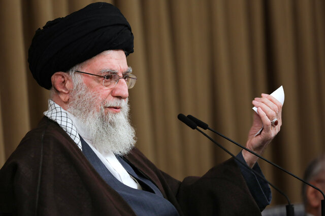سروده‌ای که حضرت آیت‌الله خامنه‌ای در آستانه عملیات وعده صادق خواندند چه بود؟