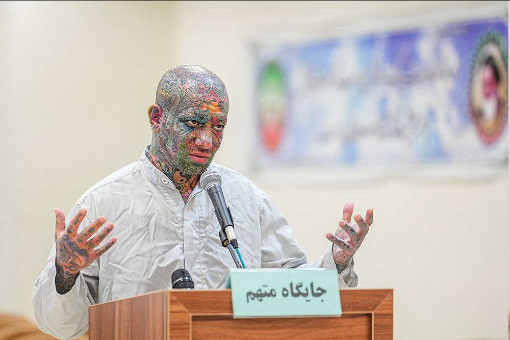 تتلو در دادگاه: عذرخواهی می‌کنم