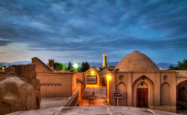 «فانوس کویر» یزد در راه جهانی شدن