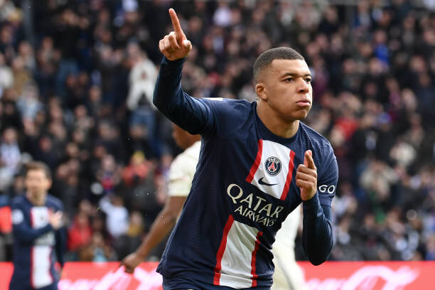 ام‌باپه خیال هواداران PSG را راحت کرد