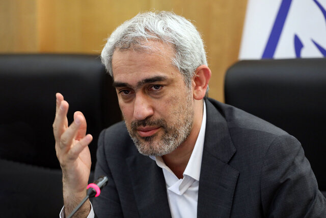 پیگیر حال مشکلات یا مردم؟