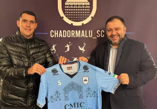 ششمین بازیکن خارجی چادرملو از پاراگوئه آمد