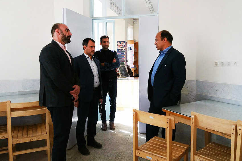 بازدید فرماندار اشکذر از کتابخانه‌های عمومی شهرستان 