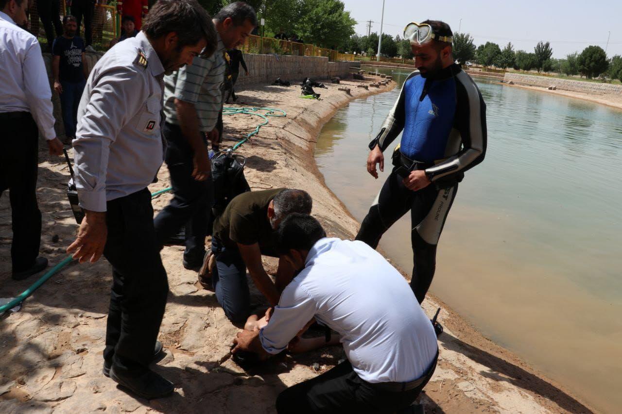 غرق شدن پسر ۱۲ ساله در دریاچه پارک کوهستان یزد