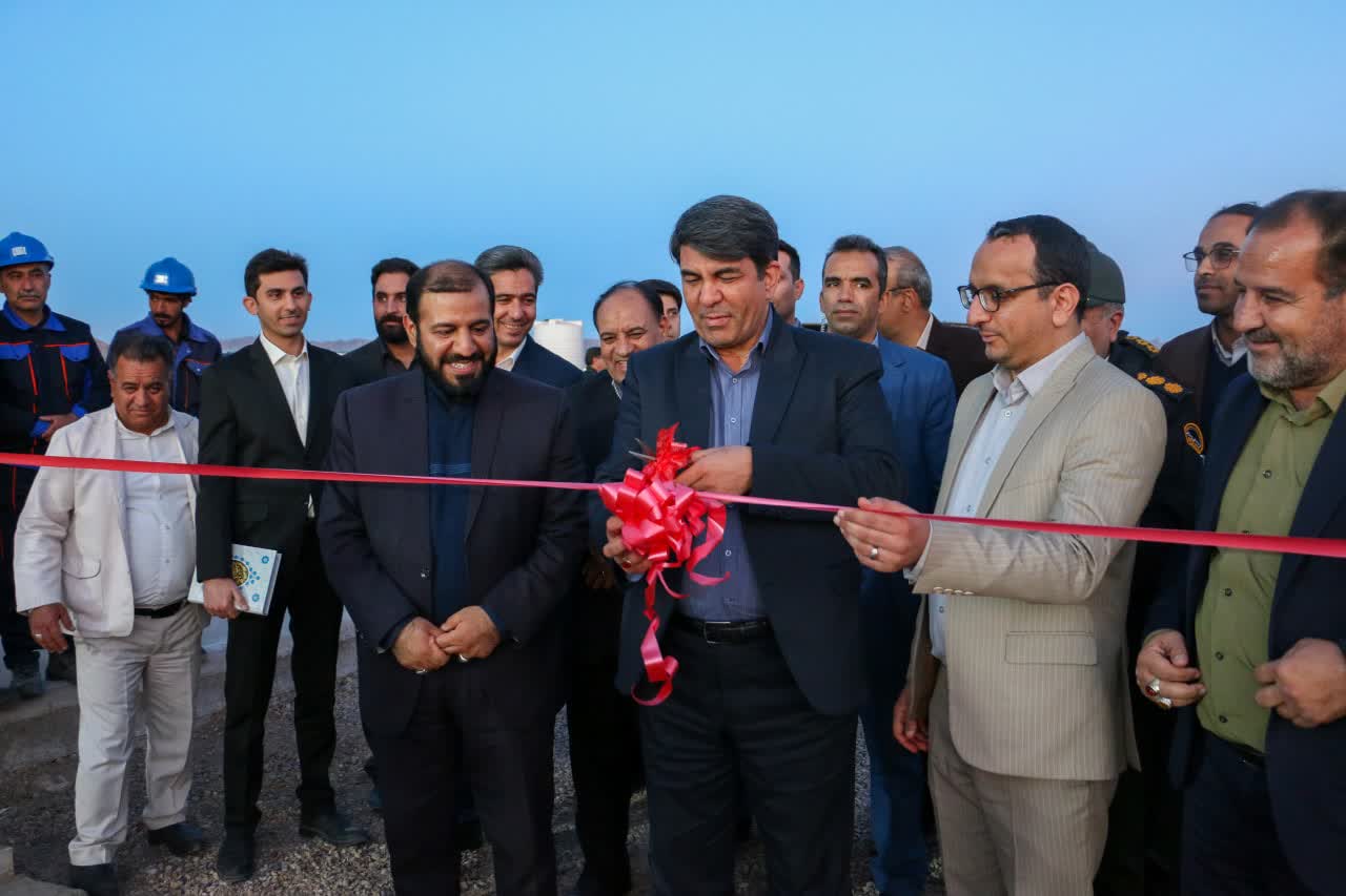 افتتاح شرکت گوهر تابان زرند با حضور استاندار کرمان افتتاح شرکت گوهر تابان زرند با حضور استاندار کرمان