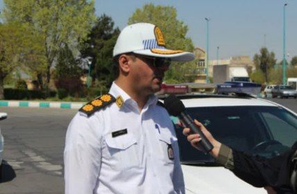 برخورد جدی پلیس راهور با دانش آموزان موتورسیکلت سوار بدون گواهینامه