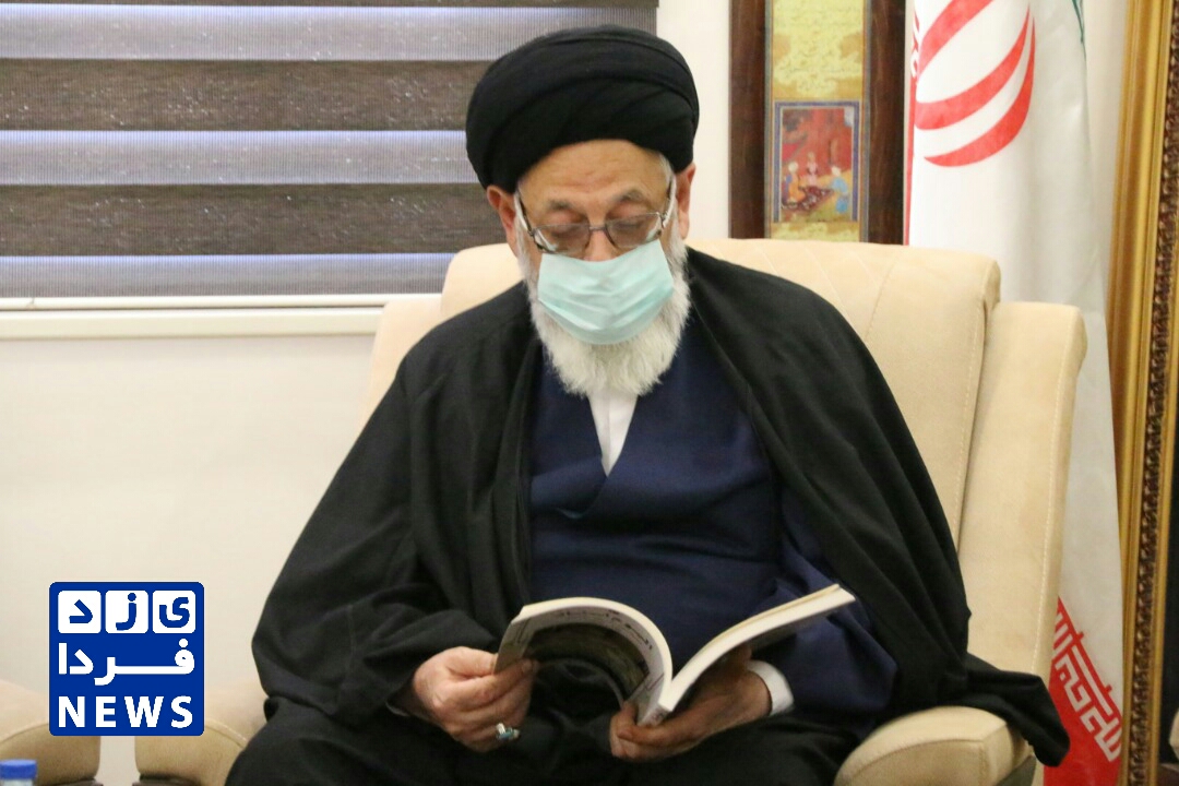 رونمائی از سه هزار سندخطی و دوره ده جلدی آلبوم اسناد موزه میرزا محمد کاظمینی