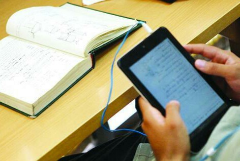 مهلت دفاع پایان‌نامه‌های اخذ شده در بهمن ۹۸ دانشگاه علم و هنر یزد تمدید شد