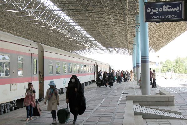 افزایش ۴۹ درصدی جابجایی مسافر در راه آهن یزد