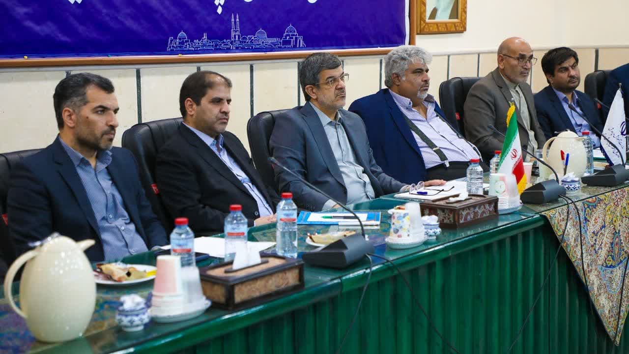 بررسی چالشهای هنرستانهای جوار صنعت در نشست گفتگوی دولت و بخش خصوصی/ لزوم تسریع در واگذاری زمین و صدور مجوز برای خیرین