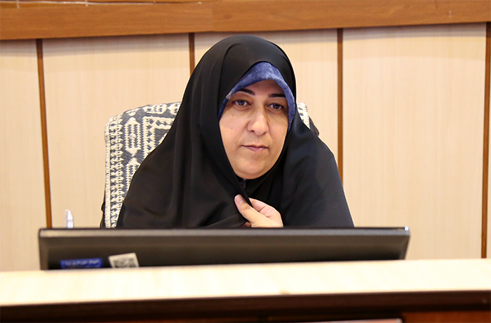 بررسی طرح‌های پژوهشی گردشگری و تقویت ارتباط با دانشجویان یزدی در کمیسیون گردشگری شورای شهر