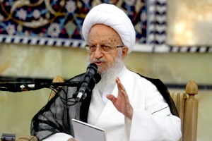  انتقاد آیت‌الله مکارم‌شیرازی از رسانه ها که برای جذب گردشگر داخلی  مردم را تشویق تا کارهای خود را تعطیل و به مراکز تفریحی بروند