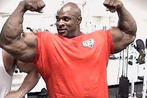 بیوگرافی رونی کلمن قهرمان افسانه ای/رونی کلمن در راه ایران